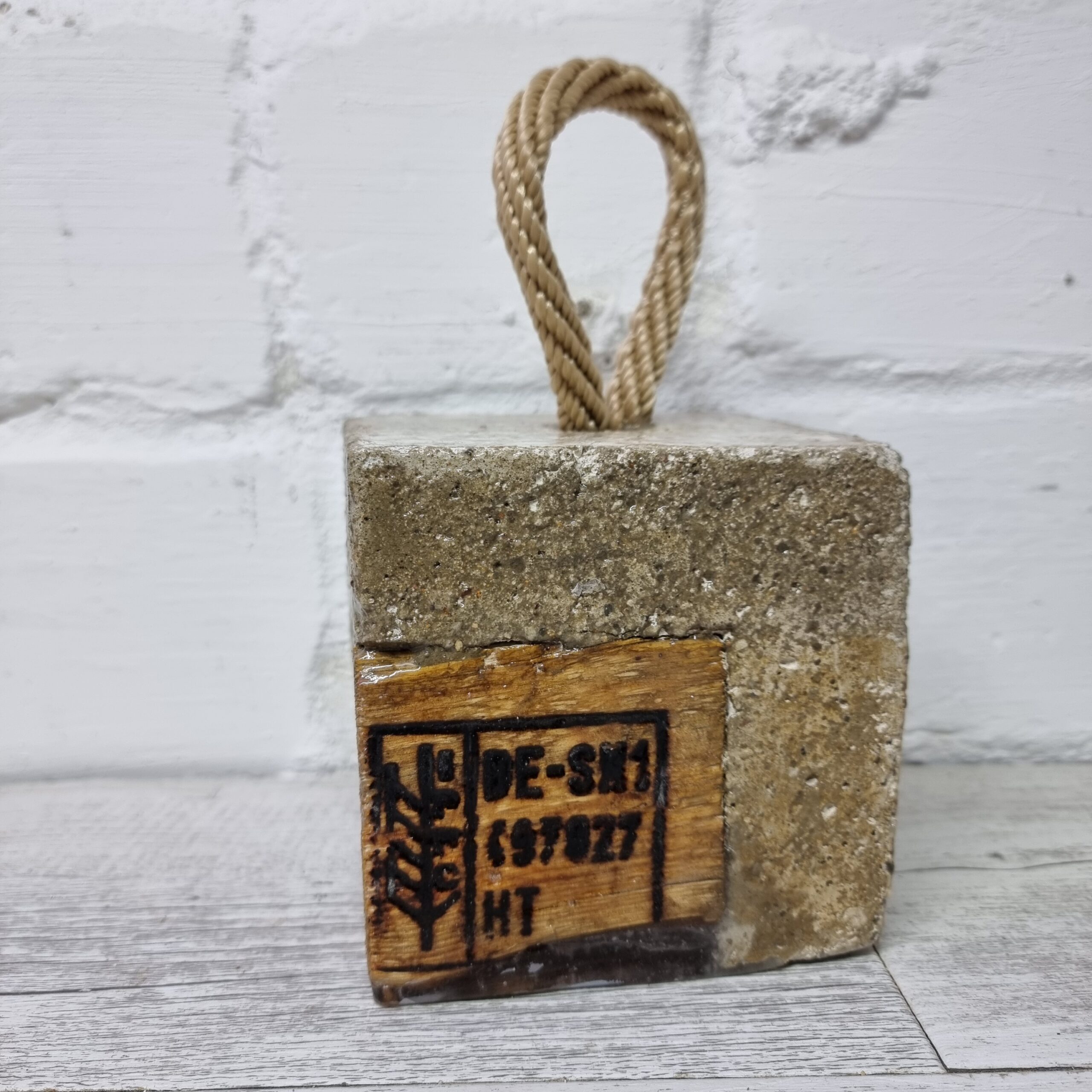 Türstopper Beton-aRT <br> Palette – Bild 3