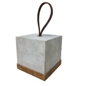 T&uuml;rstopper Beton-aRT <br> Sichtbeton meets Bambus